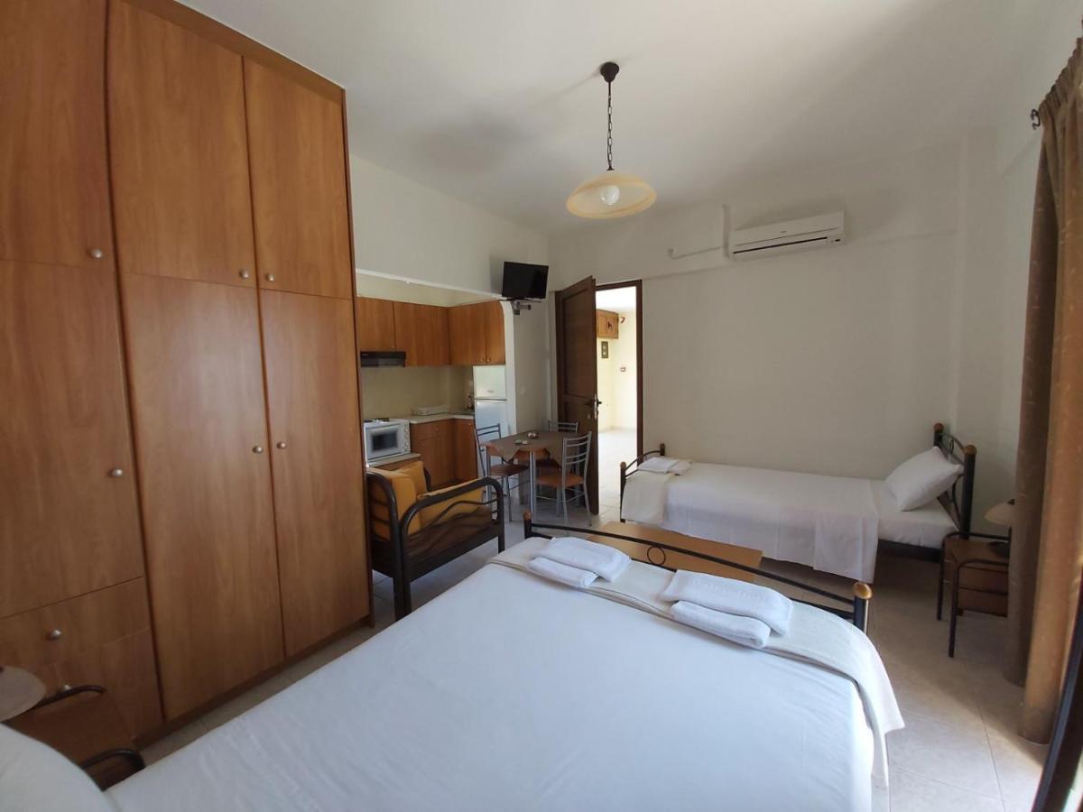 Domaine Papakonstantis Apartments To Let 斯科达利昂 外观 照片