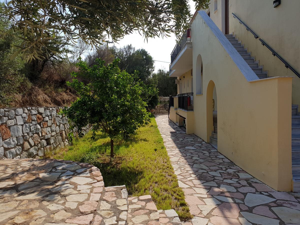 Domaine Papakonstantis Apartments To Let 斯科达利昂 外观 照片